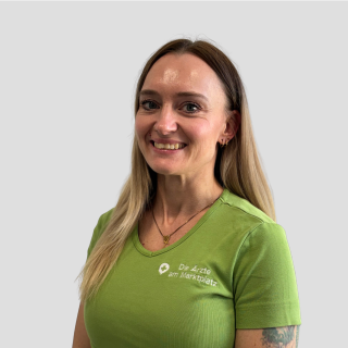 Portrait von Nicole Freund